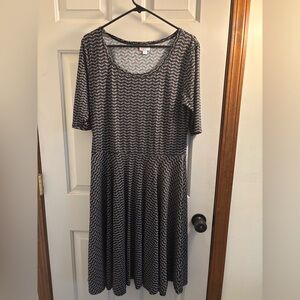 📦Bundle for $5! Lularoe XL midi jersey dress 3/4 sleeve black gray print